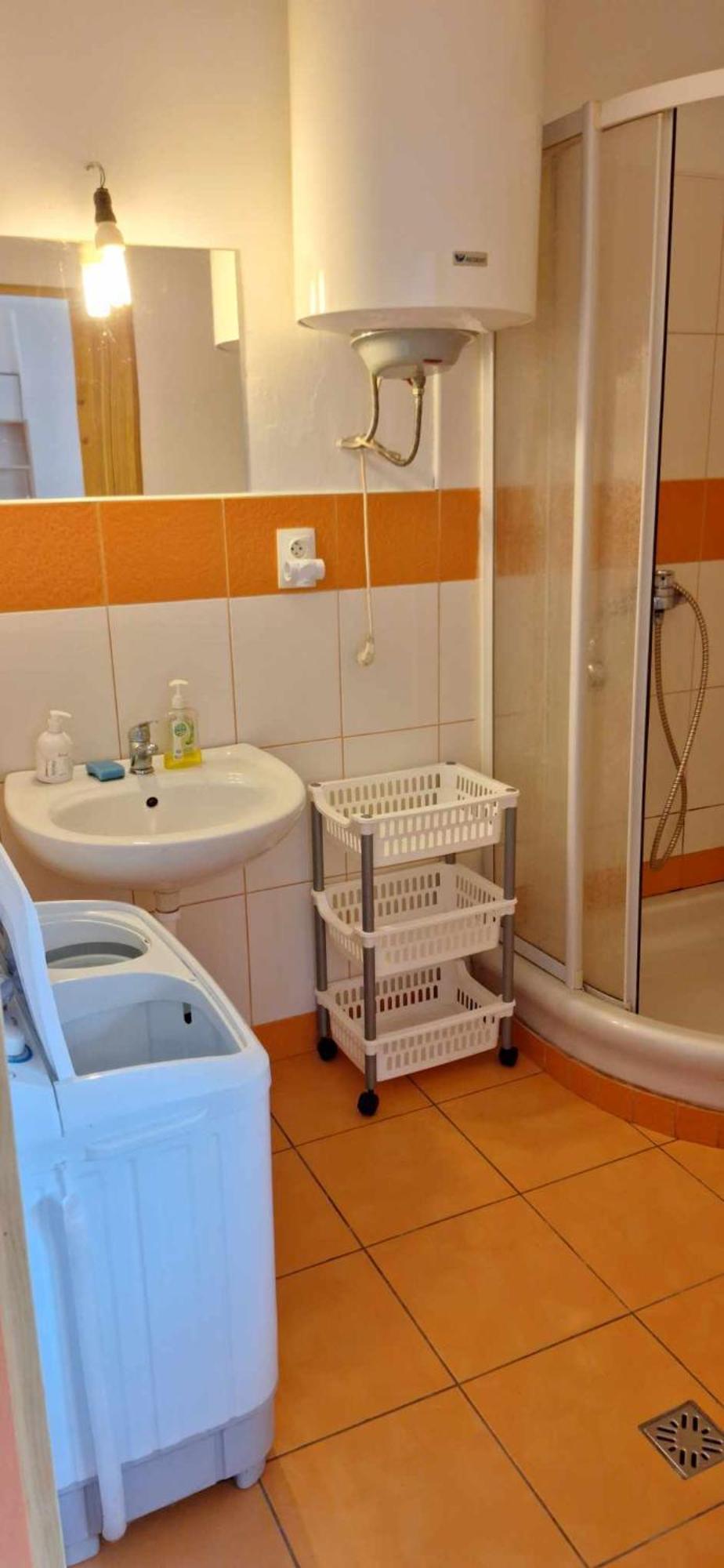 Lacne Ubytovanie Piestany Exteriör bild