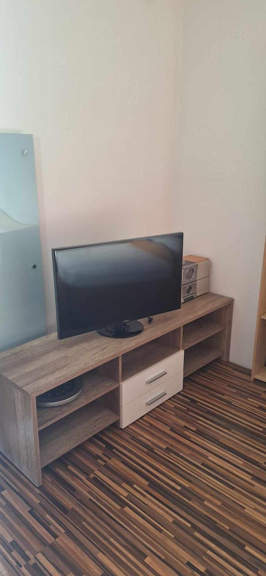 Lacne Ubytovanie Piestany Exteriör bild